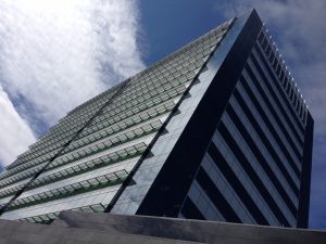 Murs rideaux réalisés par Epsylon pour la Cité Desjardins de la Coopération