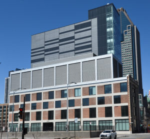 Murs rideaux réalisés par Epsylon pour le Montreal Data Center